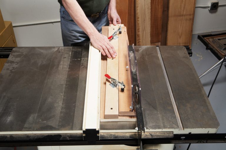 cut fingers with tablesaw