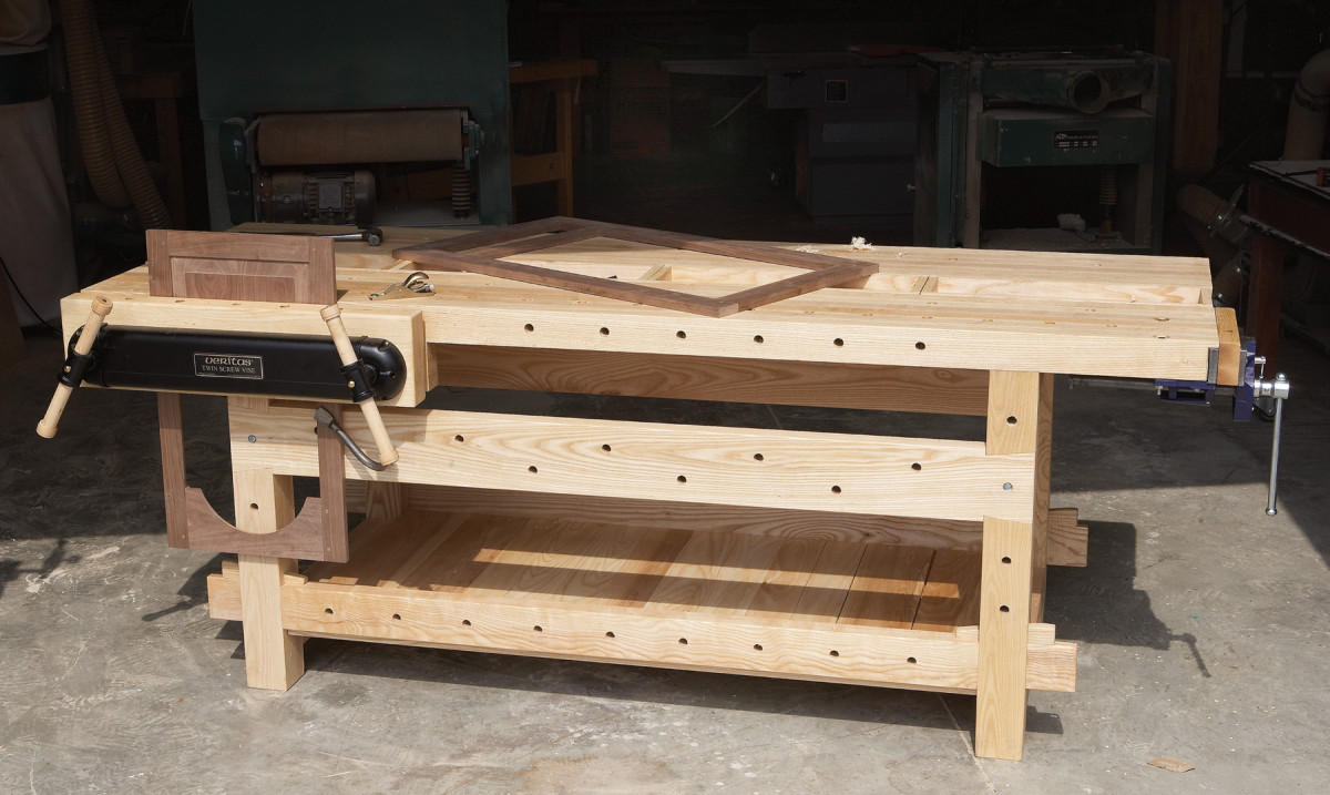 The modern workbench - installation of the rear vise - part 6 