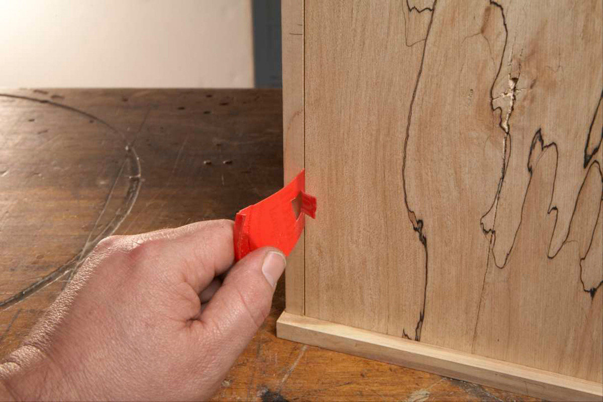 Workshop Tip: Template-rout your dog holes - FineWoodworking