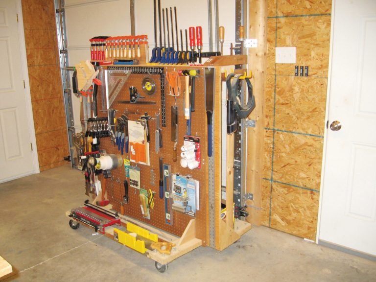Mobile Tool Wall | Popular Woodworking