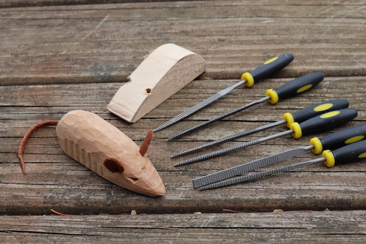 Intro to Whittling with a Carving Knife Workshop - Peters Valley School of  Craft