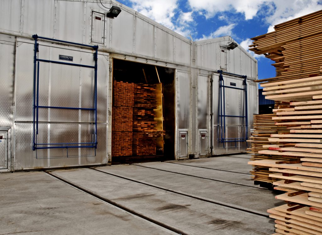 KilnDried vs. AirDried Lumber—Know Before Purchasing Popular