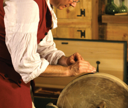Hand Cranked Grinding Wheel - The Renaissance Woodworker