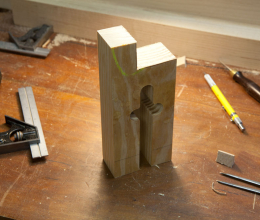 Super-simple Support for the Moxon Double-screw